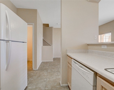 1157 Nevada Sky Street - Photo Thumbnail 19