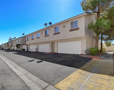 1157 Nevada Sky Street - Photo Thumbnail 44