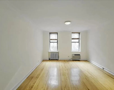 241 East 46th Street - Photo Thumbnail 1