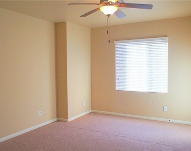 11900 Menchaca Lane - Photo Thumbnail 18