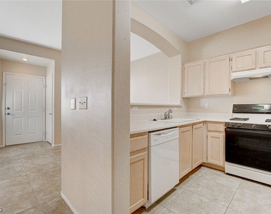 1157 Nevada Sky Street - Photo Thumbnail 16