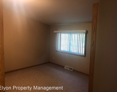 4 Unit At 5409-5415 45th Street. - Photo Thumbnail 30