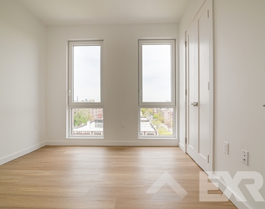 100 Lenox Road - Photo Thumbnail 7