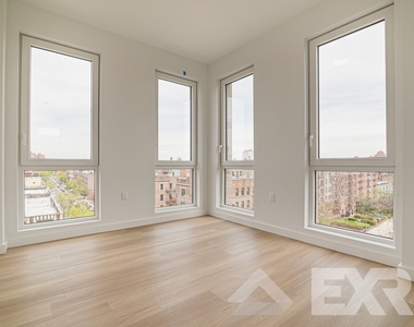 100 Lenox Road - Photo Thumbnail 5