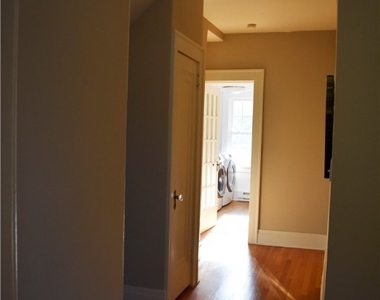 425 Buckingham Avenue - Photo Thumbnail 15