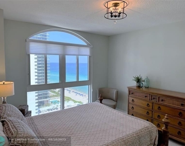 2080 S Ocean Dr - Photo Thumbnail 16