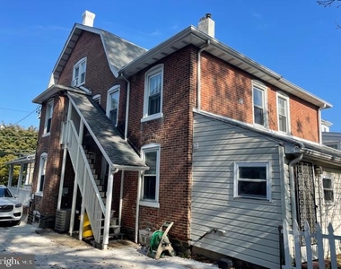 23 Thomas Ave - Photo Thumbnail 1