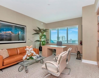 3401 Bayshore Boulevard - Photo Thumbnail 10