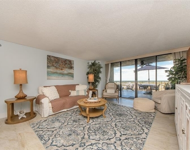 1290 Gulf Boulevard - Photo Thumbnail 8