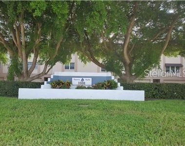 1101 Pinellas Bayway S - Photo Thumbnail 0