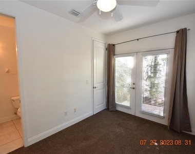 4409 W Gray Street - Photo Thumbnail 4