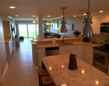 3400 Gulf Boulevard - Photo Thumbnail 9