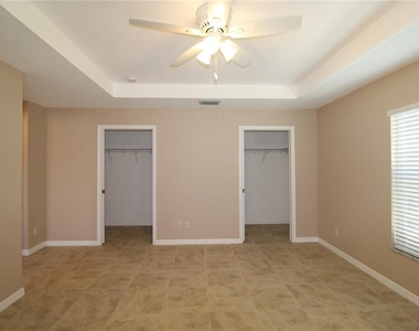 3356 Howell Place - Photo Thumbnail 7