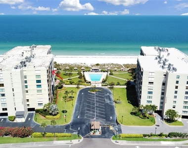 1430 Gulf Boulevard - Photo Thumbnail 2