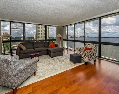 3301 Bayshore Boulevard - Photo Thumbnail 4