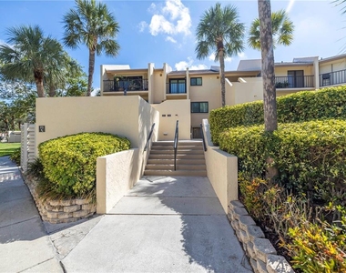 7520 Sunshine Skyway Lane S - Photo Thumbnail 1