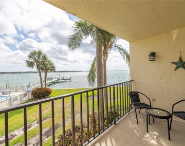 7520 Sunshine Skyway Lane S - Photo Thumbnail 25