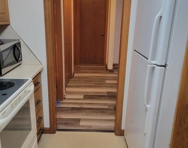 15 Cardinal Drive - Photo Thumbnail 6