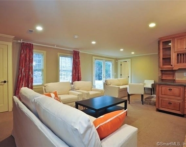33 Sentry Hill Road - Photo Thumbnail 7