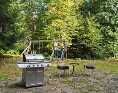 33 Sentry Hill Road - Photo Thumbnail 26