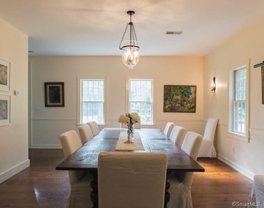33 Sentry Hill Road - Photo Thumbnail 9
