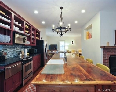 33 Sentry Hill Road - Photo Thumbnail 11