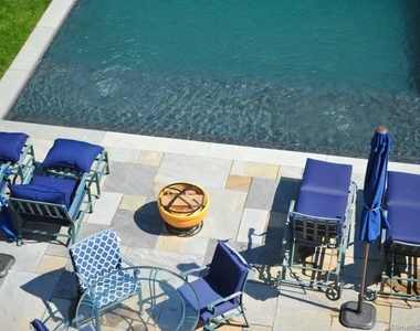 51 Senff Road - Photo Thumbnail 3