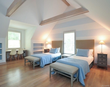 51 Senff Road - Photo Thumbnail 7