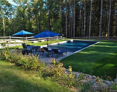 51 Senff Road - Photo Thumbnail 2