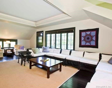 17 Kirby Road - Photo Thumbnail 6