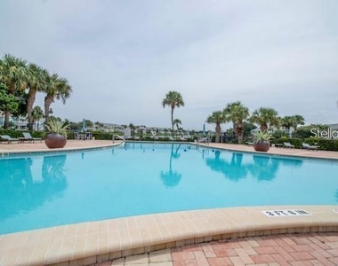 4715 Coquina Key Drive Se - Photo Thumbnail 25