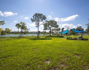 4715 Coquina Key Drive Se - Photo Thumbnail 42