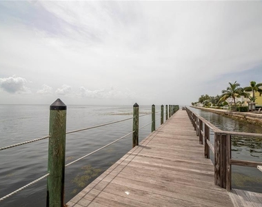 5110 Coquina Key Drive Se - Photo Thumbnail 44