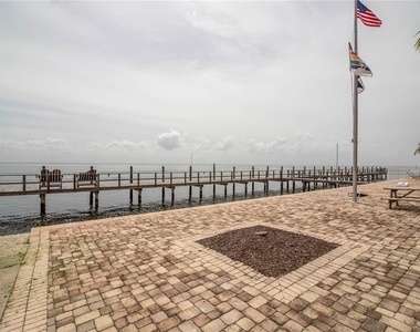 5110 Coquina Key Drive Se - Photo Thumbnail 42