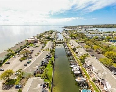 5110 Coquina Key Drive Se - Photo Thumbnail 51