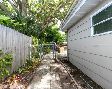 1221 Lynn Avenue - Photo Thumbnail 42