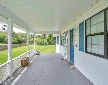 16878 Arrowhead Boulevard - Photo Thumbnail 2