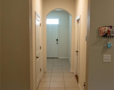 2929 Suncoast Plains Drive - Photo Thumbnail 3