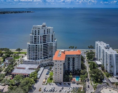 2109 Bayshore Boulevard - Photo Thumbnail 31