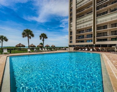 1480 Gulf Boulevard - Photo Thumbnail 2