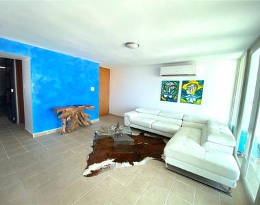 302 Harbour Point - Photo Thumbnail 1