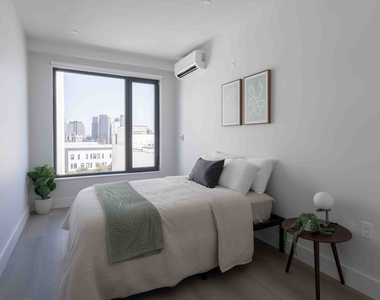 215 East 124th Street - Photo Thumbnail 14