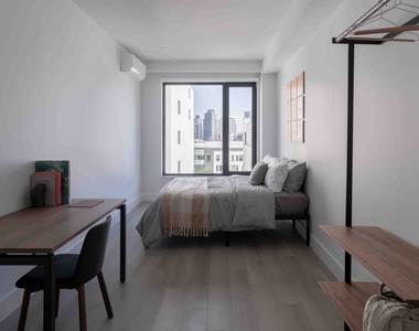 215 East 124th Street - Photo Thumbnail 12