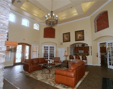 2107 Portofino Place - Photo Thumbnail 5