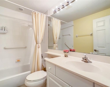 6334 Bay Cedar Lane - Photo Thumbnail 13