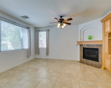 405 Bloomingdale Court - Photo Thumbnail 16