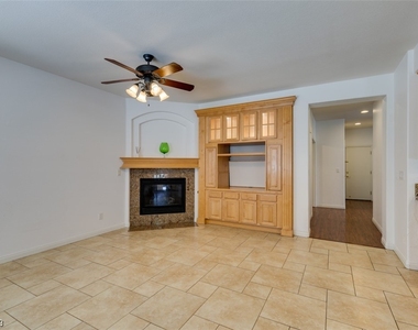 405 Bloomingdale Court - Photo Thumbnail 18