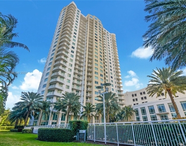 1755 E Hallandale Beach Blvd - Photo Thumbnail 13