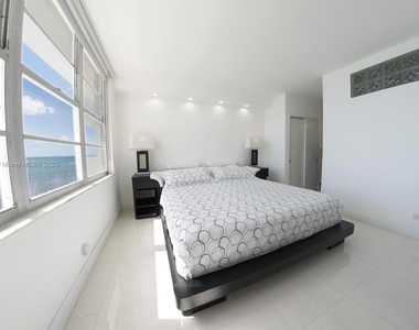 5601 Collins Ave - Photo Thumbnail 4