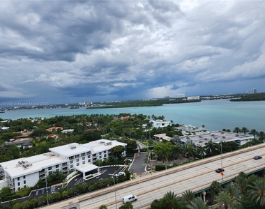 10275 Collins Ave - Photo Thumbnail 13